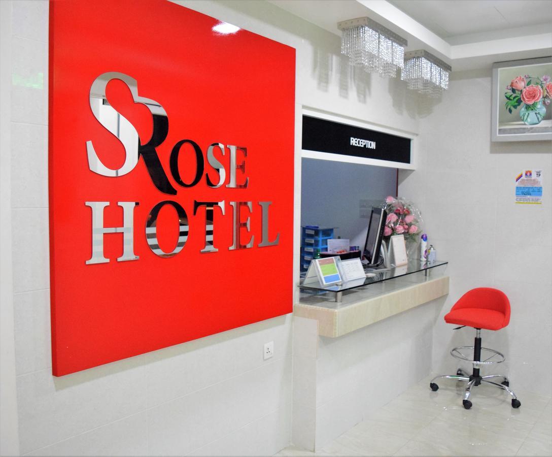 S Rose Hotel Sepang Exterior photo