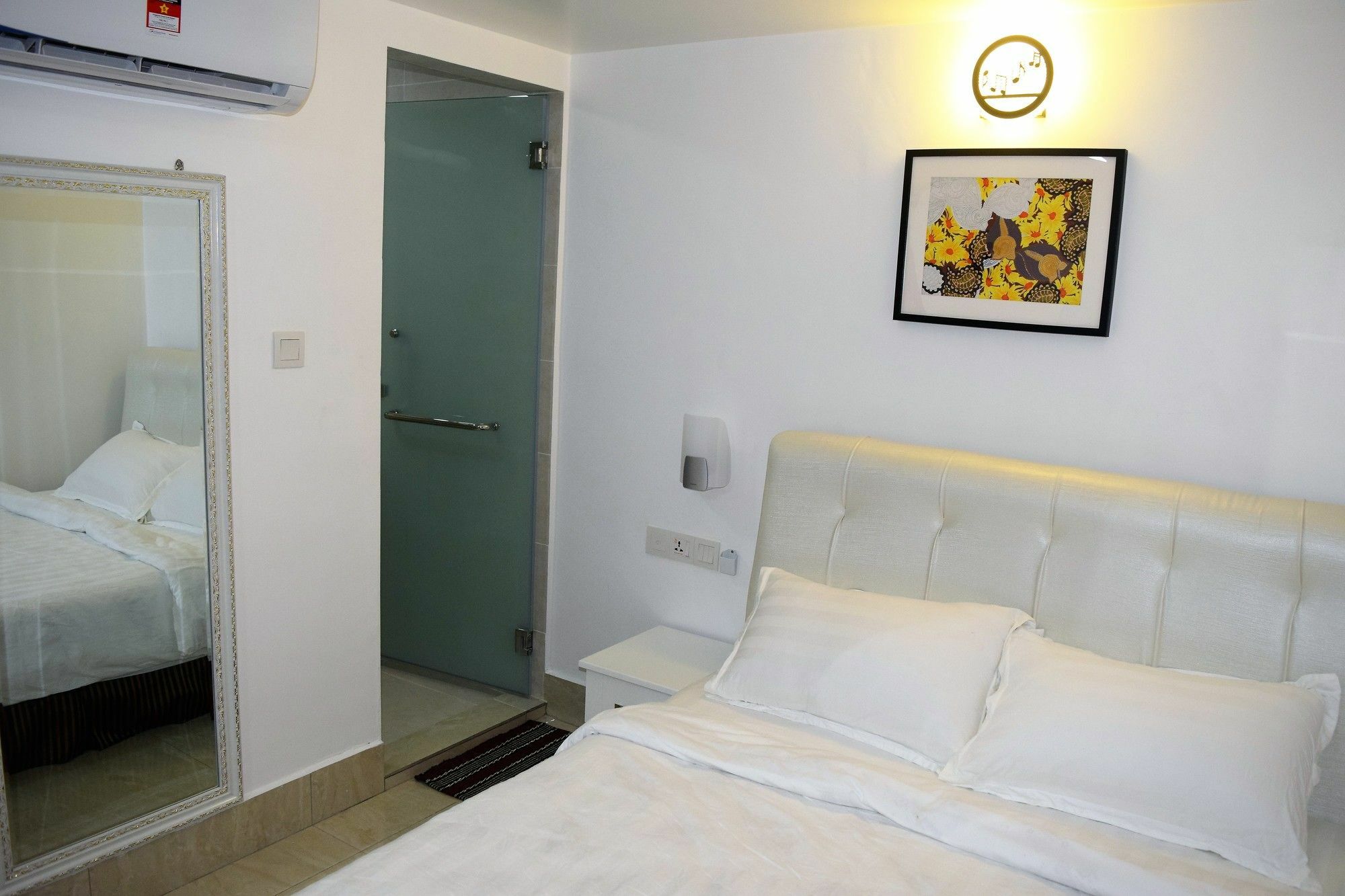 S Rose Hotel Sepang Exterior photo