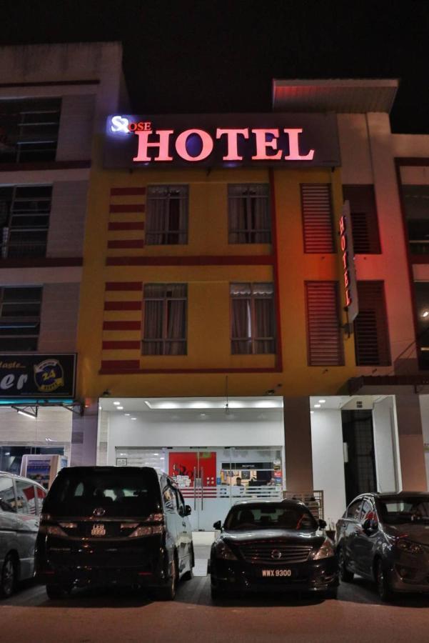S Rose Hotel Sepang Exterior photo